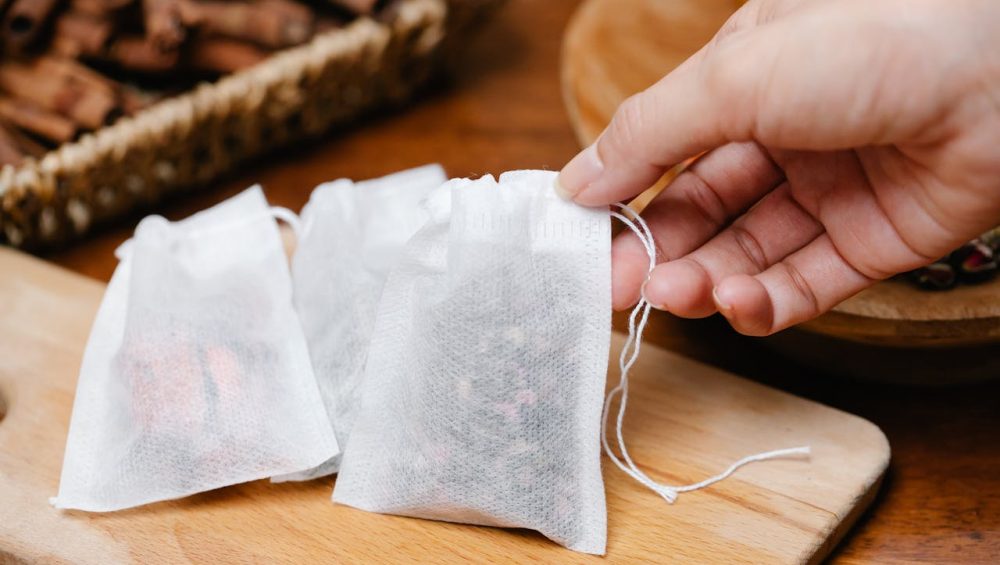 Navigating the Diversity of Tea Bags: Sustainability, Flavor, and the Charm of Ceylon Tea